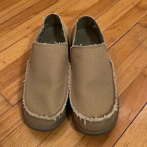 Crocs men’s Santa Cruz slip on